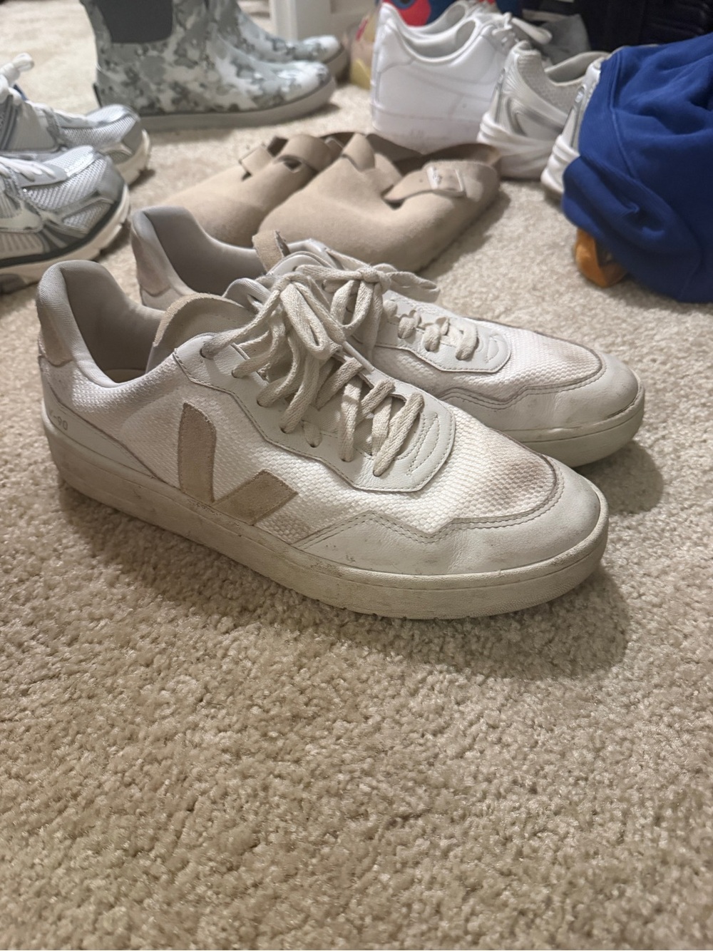Veja Men’s Sneakers — White and Cream